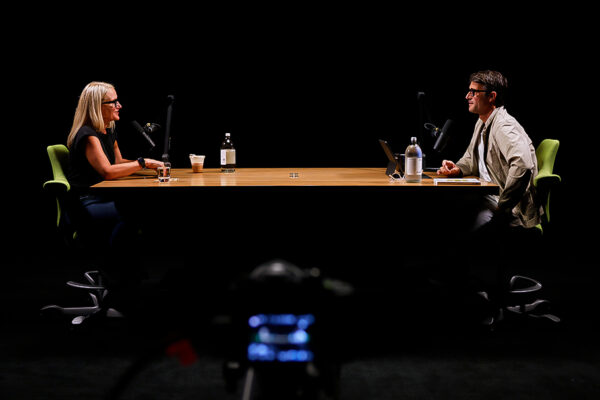 Mel Robbins_Ep630____Carausel_910x607-10