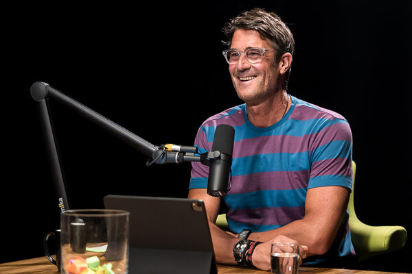 Rainn Wilson _ Reza Aslan_Ep633____Carausel_910x607-7