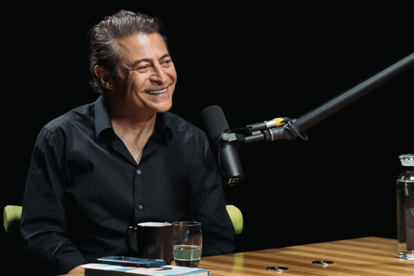 Peter Diamandis_Ep667____Carausel_910x607-8