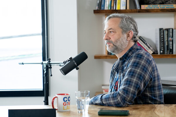 Judd Apatow_Ep769____Carausel_910x607-6