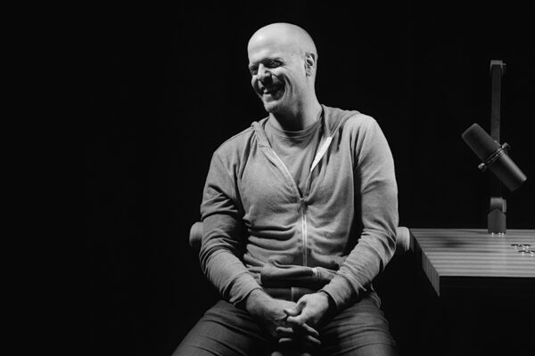 Tim Ferriss_Ep770____Carausel_910x607-2