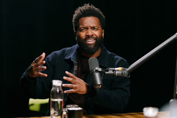 Baratunde Thurston_Ep772____Carausel_910x607-8